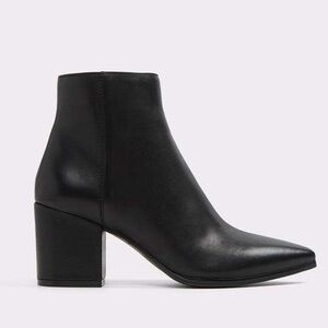 Real leather bootie / boots , extremely comfortable to walk in